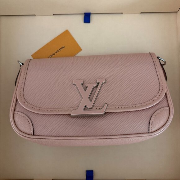 Authentic Louis Vuitton Buci Rose Trianon - Picture 1 of 13